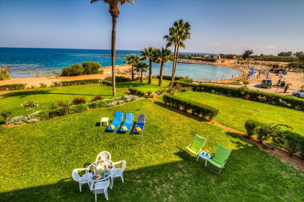Beachfront Trident Protaras Exterior photo