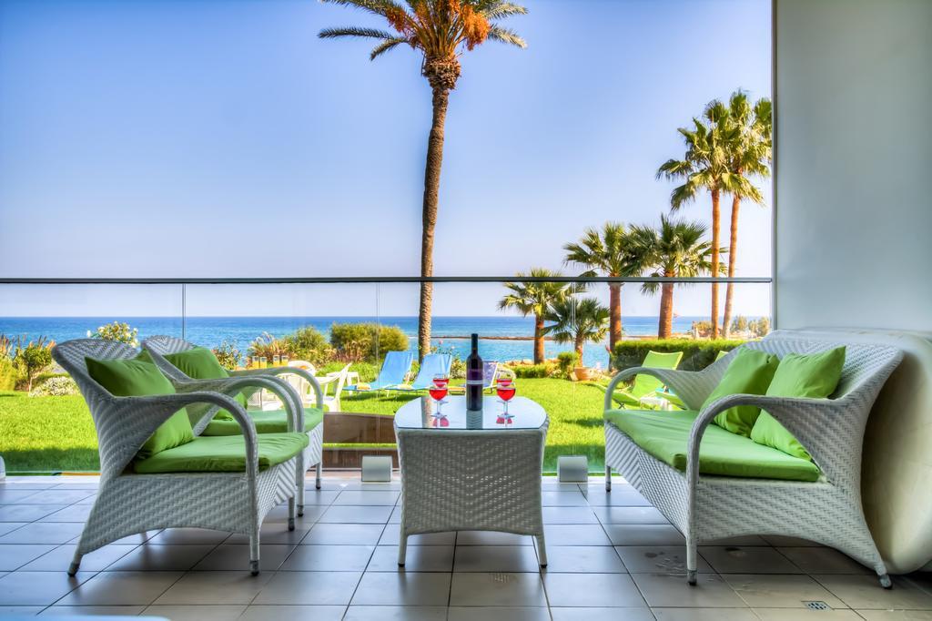 Beachfront Trident Protaras Exterior photo