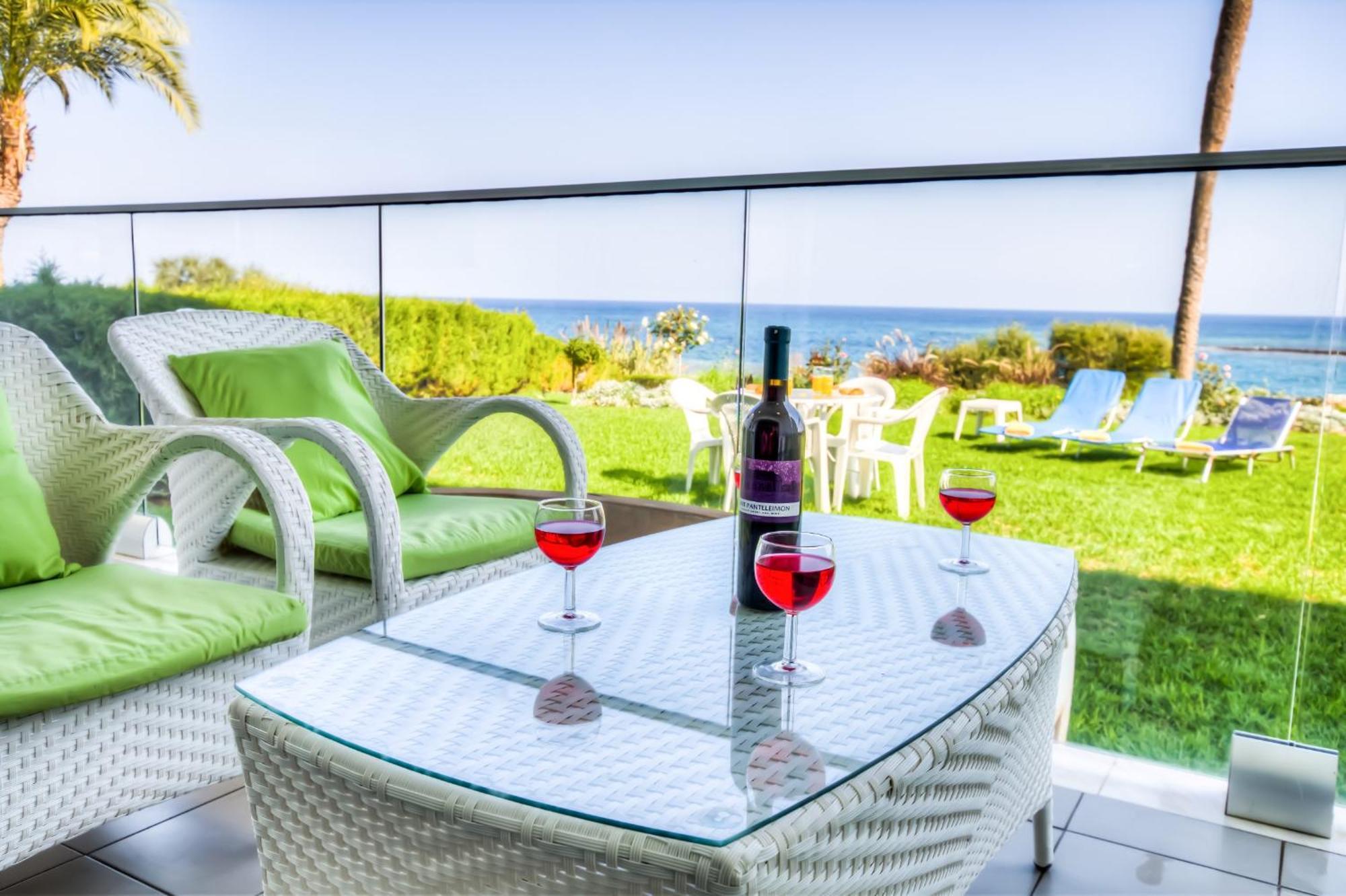 Beachfront Trident Protaras Exterior photo